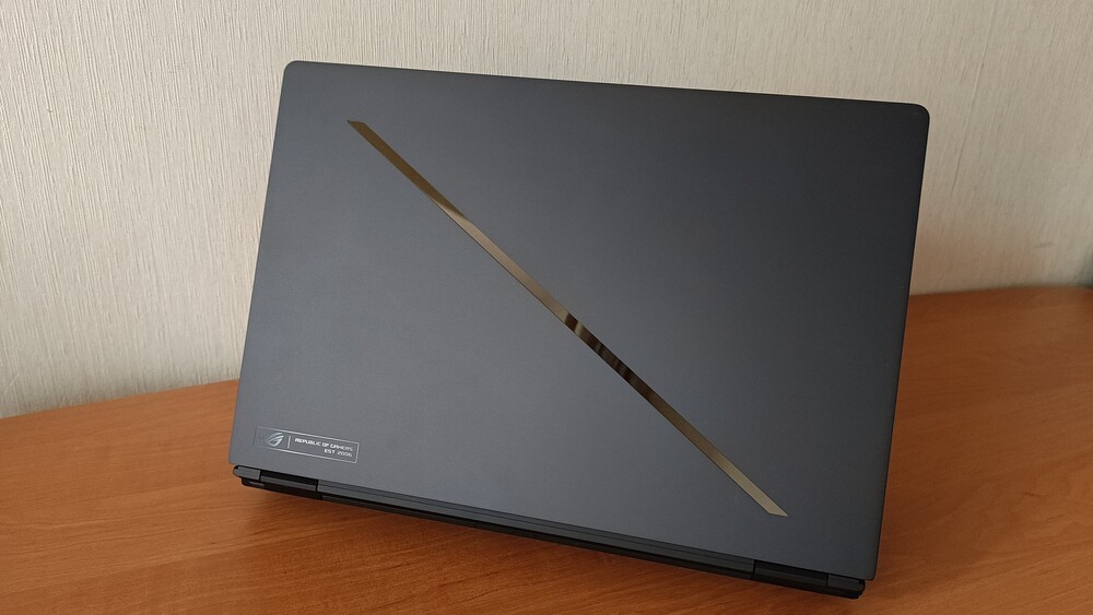 ASUS ROG Zephirus Duo