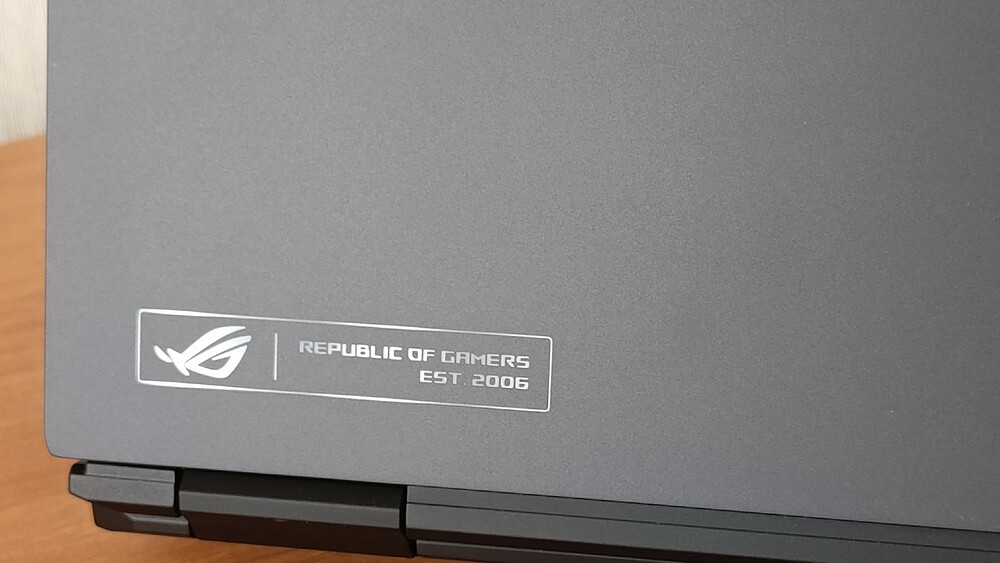 ASUS ROG Zephirus Duo
