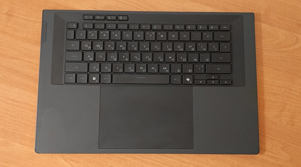 ASUS ROG Zephirus Duo
