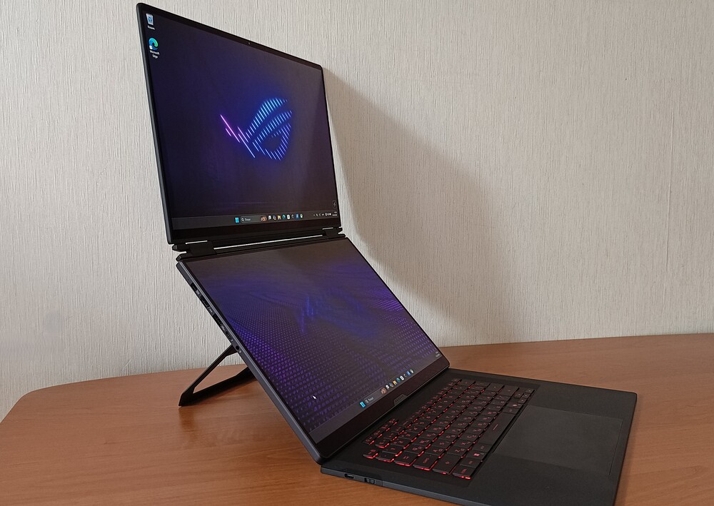 ASUS ROG Zephirus Duo