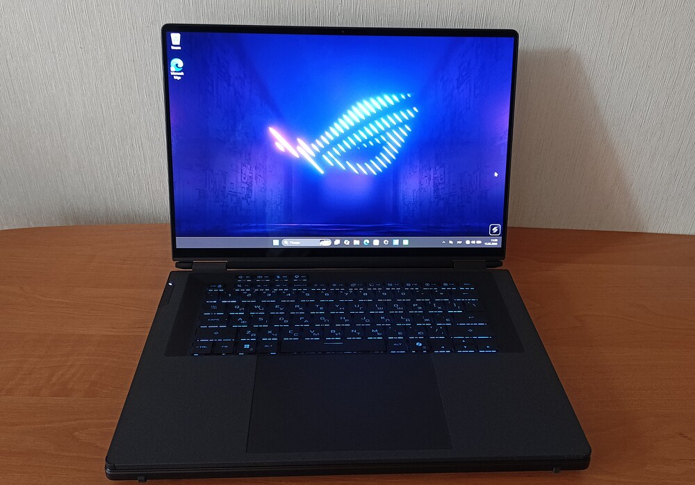 ASUS ROG Zephirus Duo
