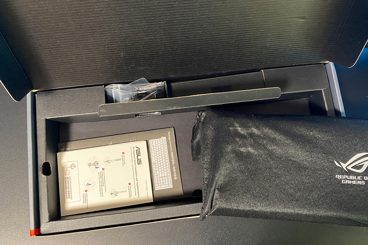 ASUS ROG Strix Morph 96 Wireless