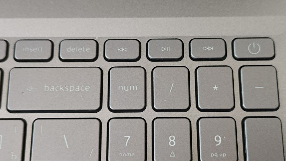 Acer Aspire 17