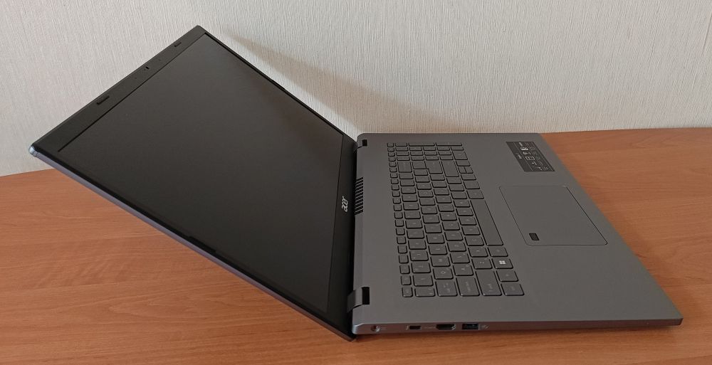 Acer Aspire 17