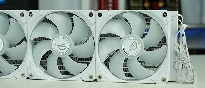 ASUS ROG Ryuo IV 360 ARGB