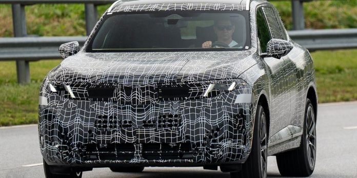 BMW iX5