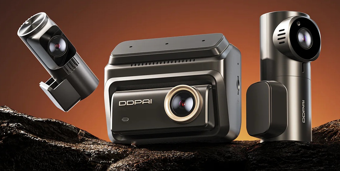 DDPAI Z90 Pro - Triple Vision 4K (Front) + 2K (Rear) + 3K (Interior) Recording