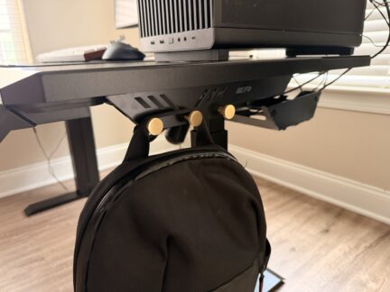 DXRacer Tidal XL headphone hanger