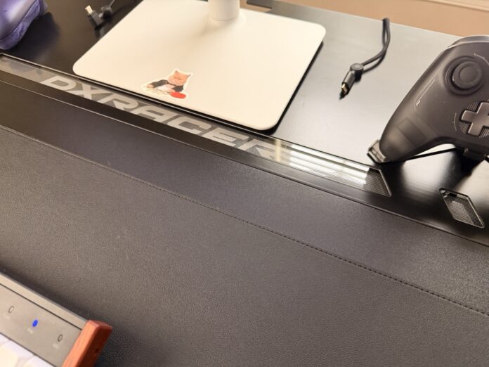Two parts of DXRacer Tidal XL gaming desk DXRacer Tidal XL Gaming Desk