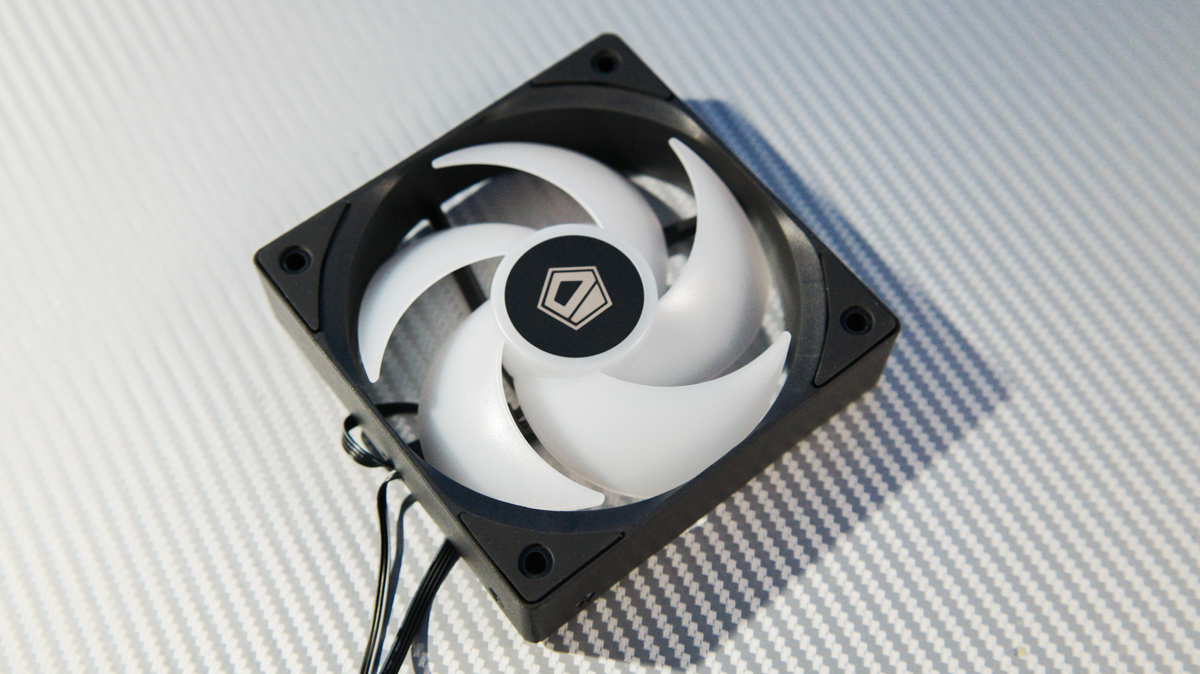 ID-Cooling SE-904-XT