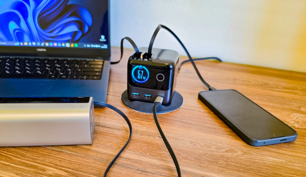 JOYROOM PODIX 140W 5-Port Desktop GaN Charger