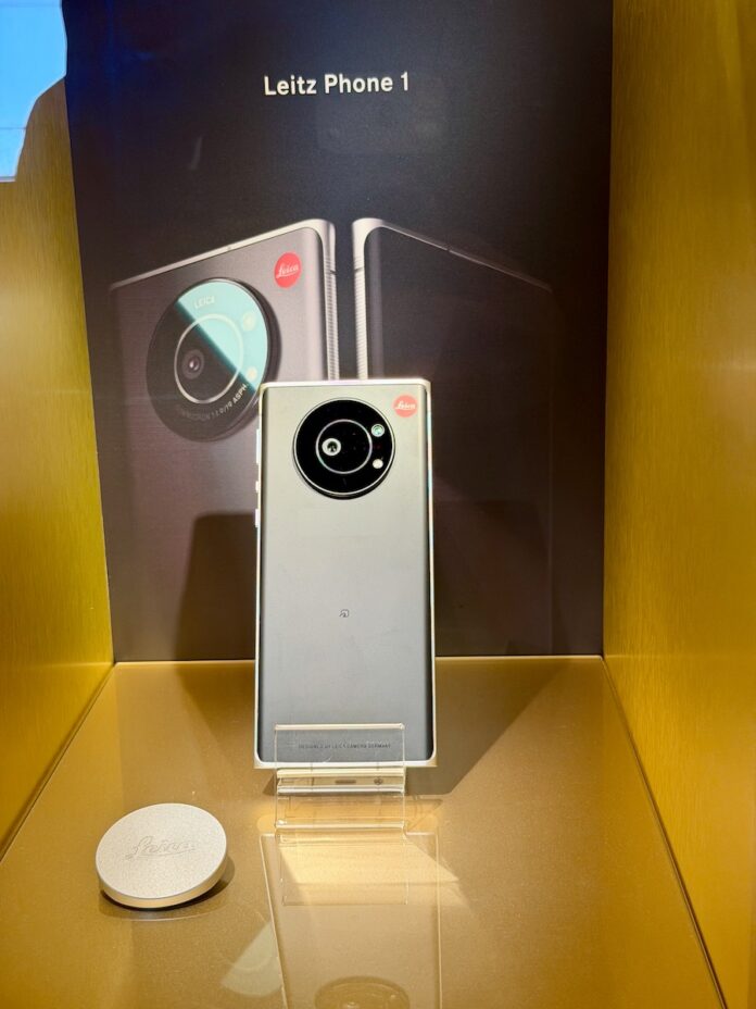 Leica Leitz Phone 1 Leica Leitz Phone 1