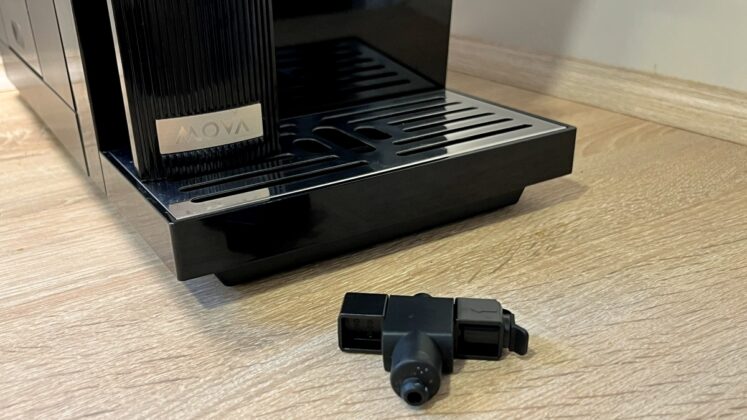Cleaning the MOVA Virtuoso 10 Pro Foamer