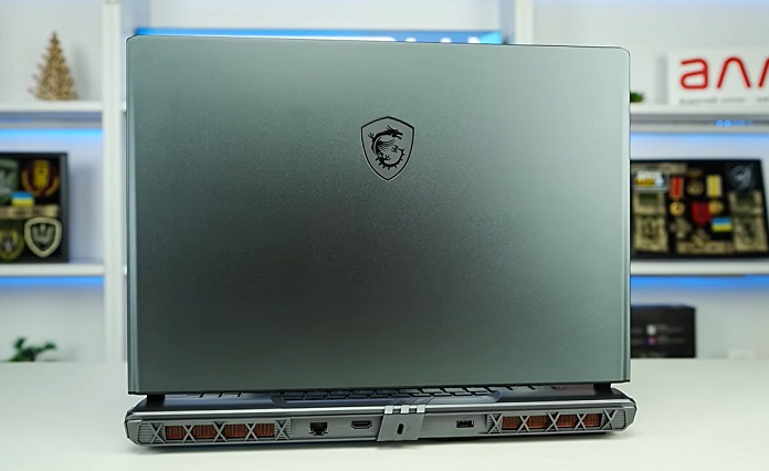 MSI Vector 17 HX AI A2XWIG-043UA MSI Vector 17 HX AI