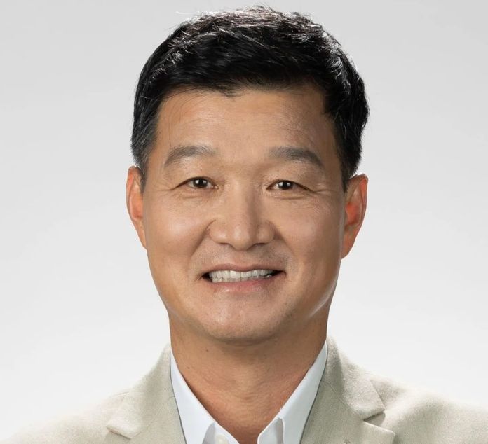 Dr. Hon Pak