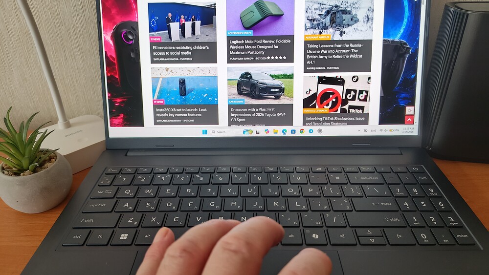 Acer Swift Go 16 AI Acer Swift Go 16 AI
