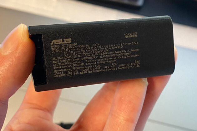 ASUS ZenScreen OLED MQ16FC