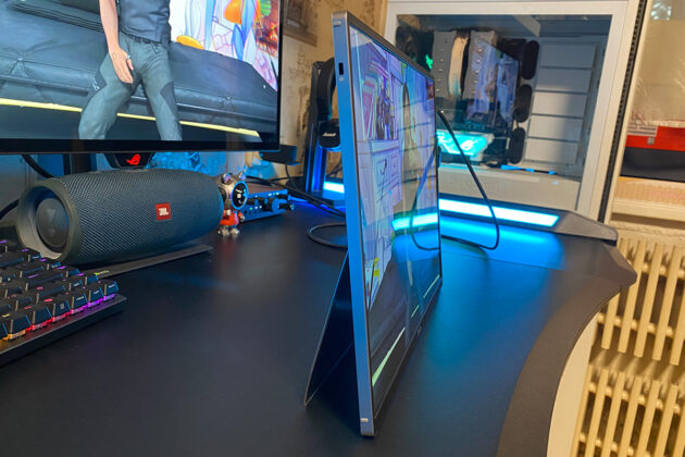ASUS ZenScreen OLED MQ16FC