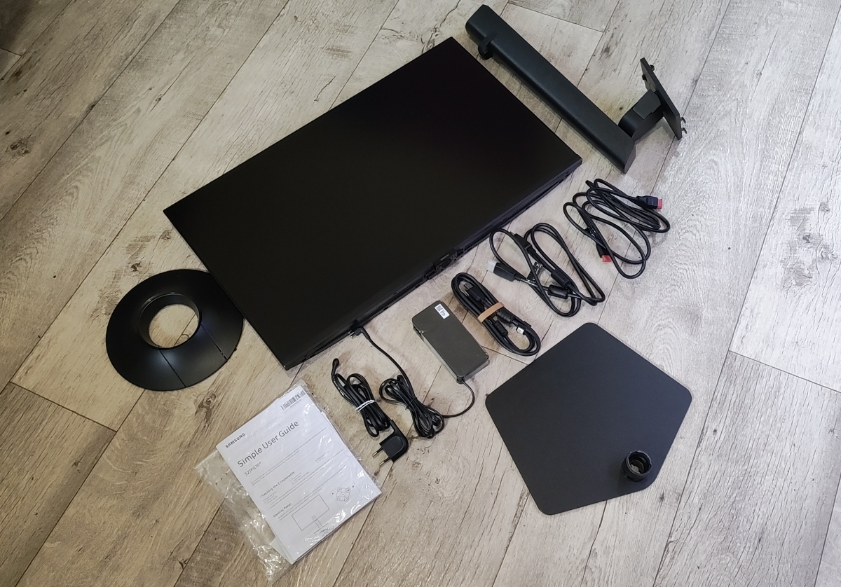 Samsung Odyssey G7 G70F set