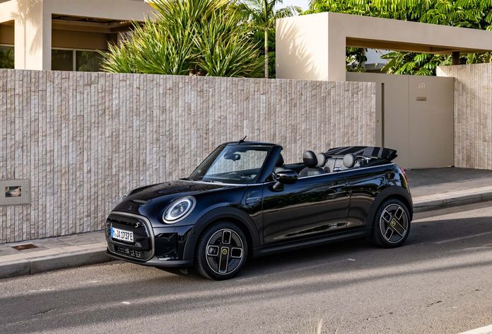 Mini Cooper SE Convertible Mini Cooper SE Convertible