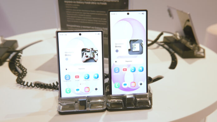 Samsung Galaxy Fold 8 17 Samsung Galaxy Fold 8