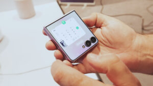 Samsung Galaxy Fold 8