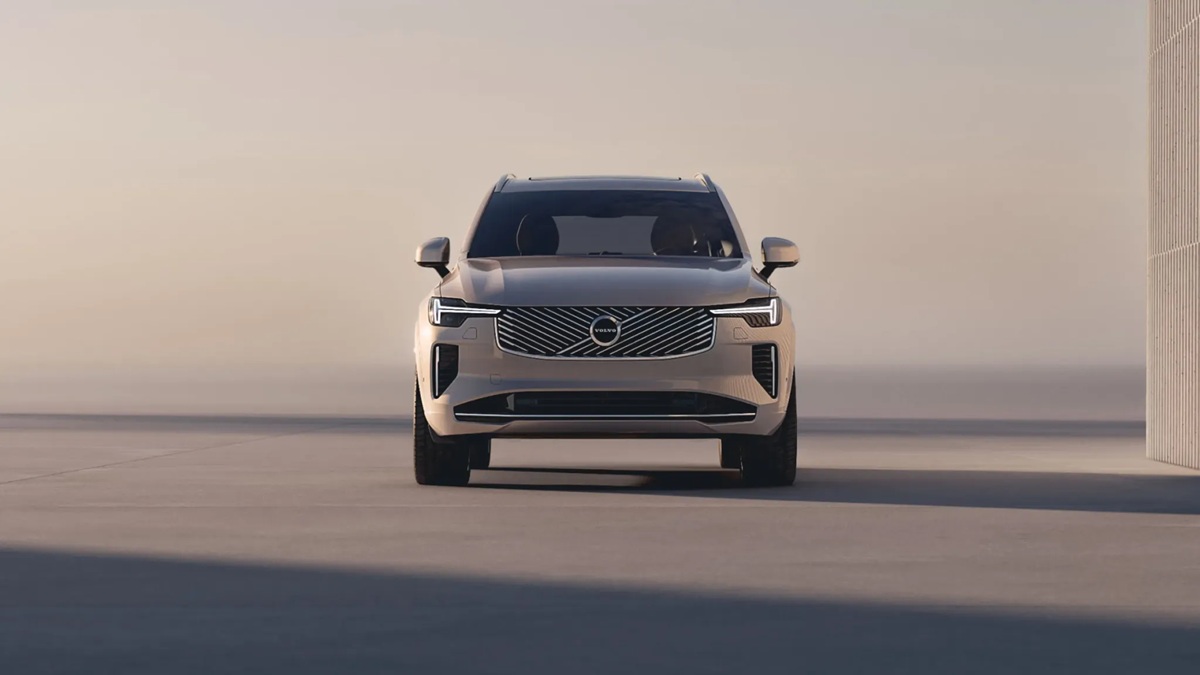 Чому Volvo XC90 добре підходить для сімей, які часто подорожують?