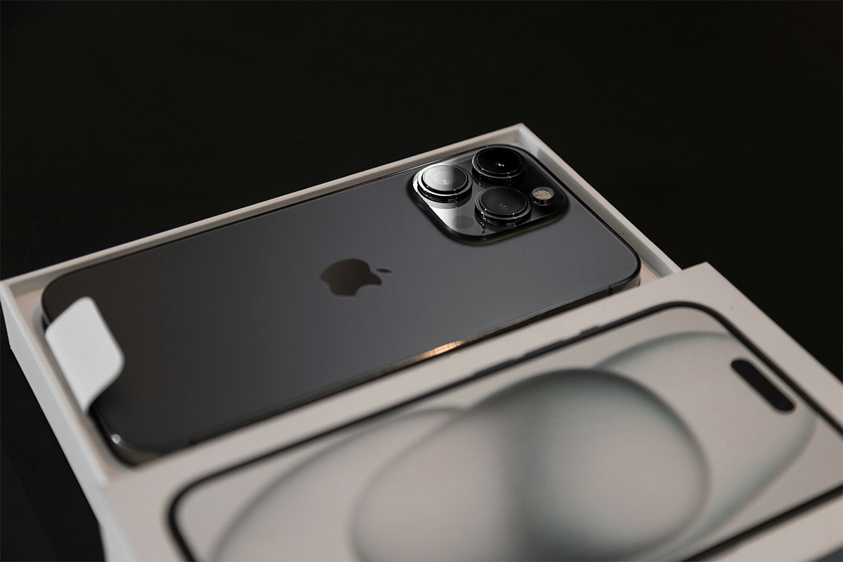 iPhone battery