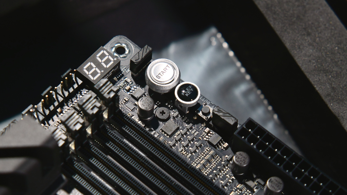 ASUS ROG Crosshair X870E Dark Hero ASUS ROG Crosshair X870E Dark Hero