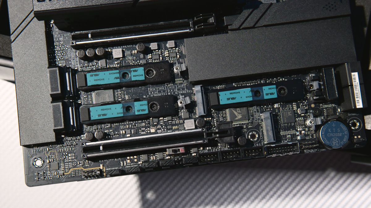 ASUS ROG Crosshair X870E Dark Hero ASUS ROG Crosshair X870E Dark Hero