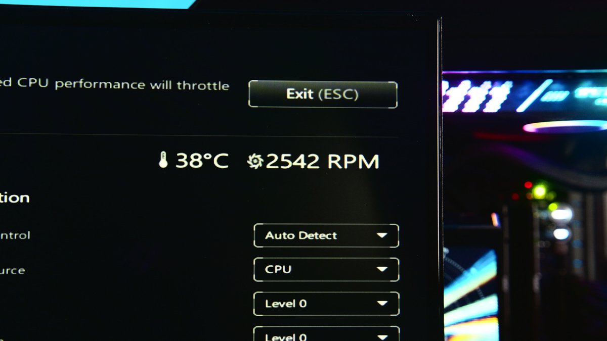 ASUS ROG STRIX SLC IV 360 AGB ASUS ROG STRIX SLC IV 360 AGB LCD