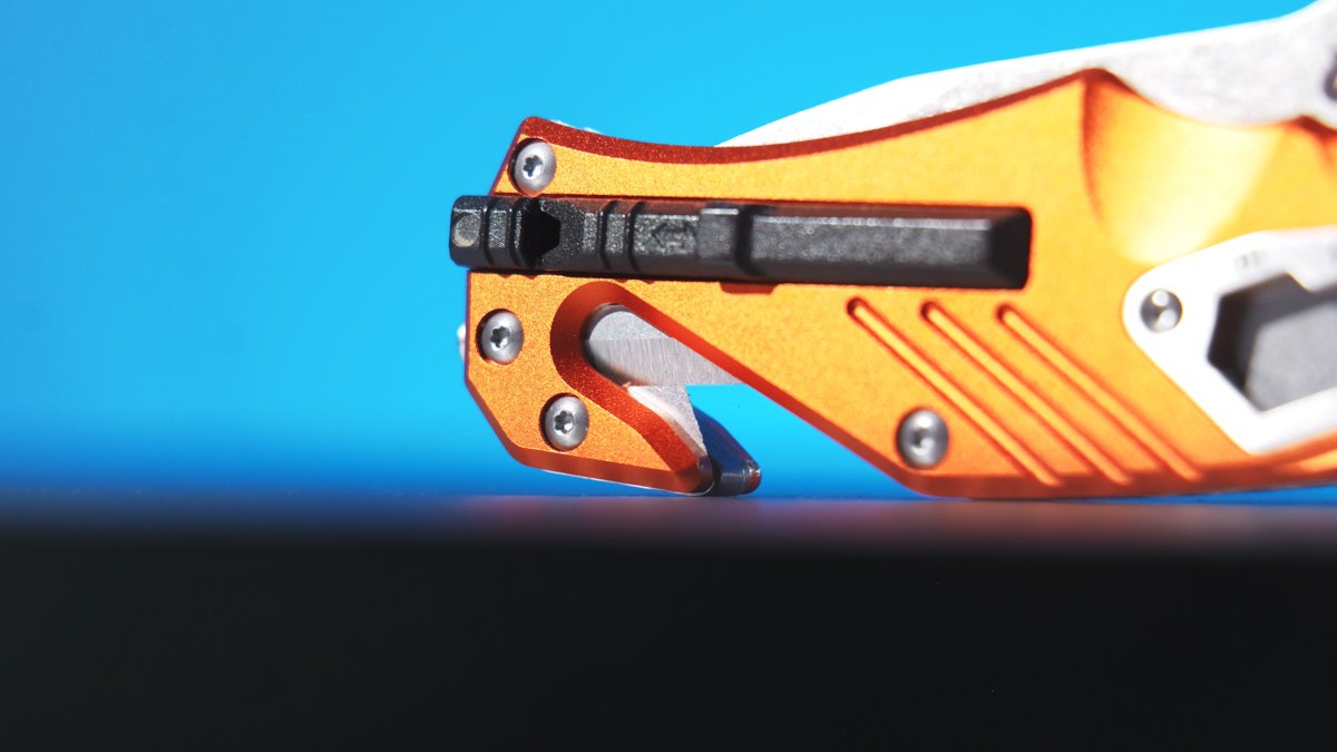 Black Fox Demand Orange 38