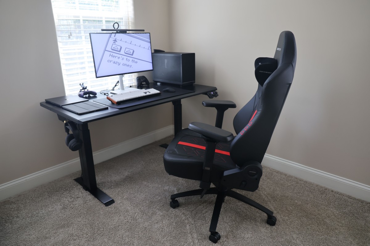 DXRacer Martian Pro XL gaming chair