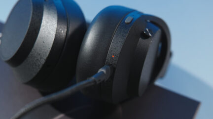 Final Audio UX5000