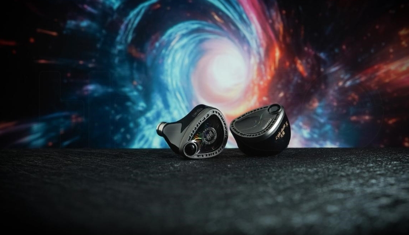 JUZEAR Light Shuttle JUZEAR Light Shuttle