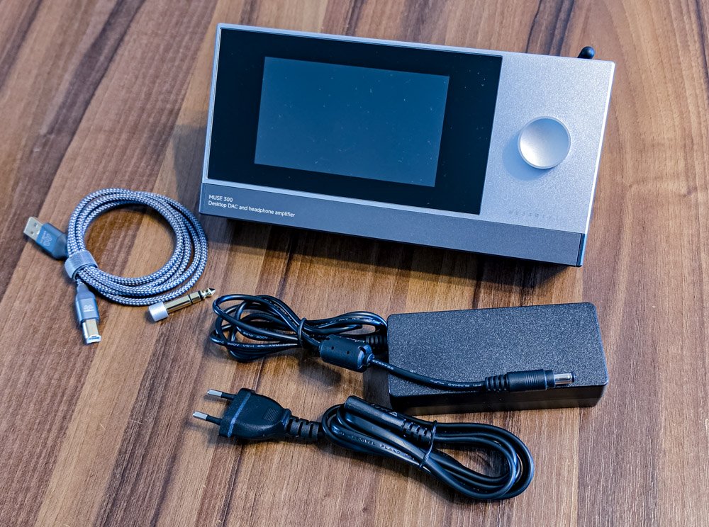 Комплект MuseHiFi Muse 300 MuseHiFi Muse 300 та аксесуари з комплекту поставки