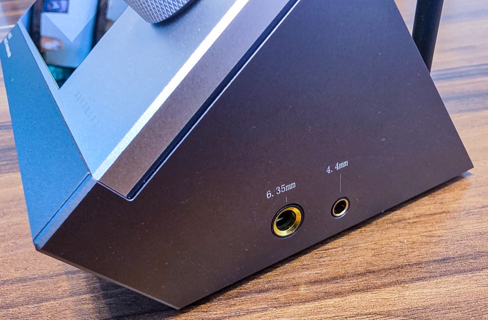 Виходи для навушників MuseHiFi Muse 300 Балансний 4,4 мм і небалансний 6,35 мм виходи MuseHiFi Muse 300