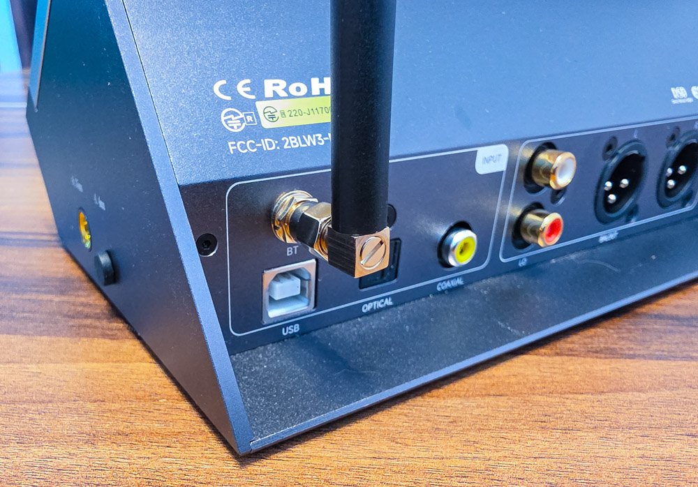 Підключення MuseHiFi Muse 300 Роз’єми для дротового і бездротового підключення MuseHiFi Muse 300