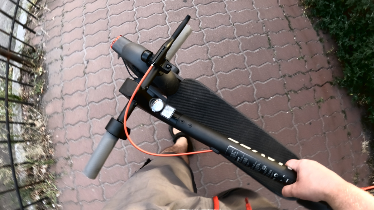 Navee E25 Pro Navee E25 Pro