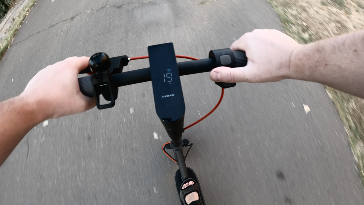Navee E25 Pro Navee E25 Pro