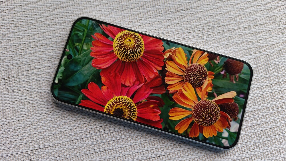 OPPO Reno16