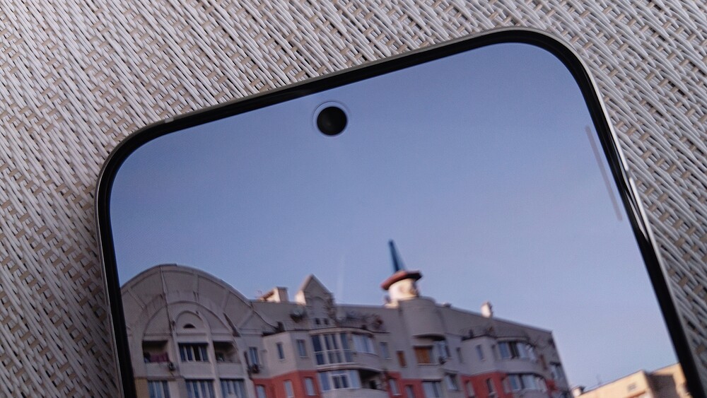 OPPO Reno16