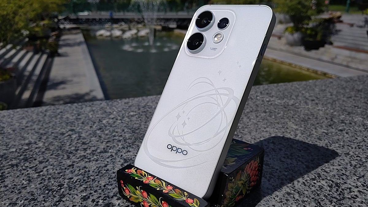 OPPO Reno16