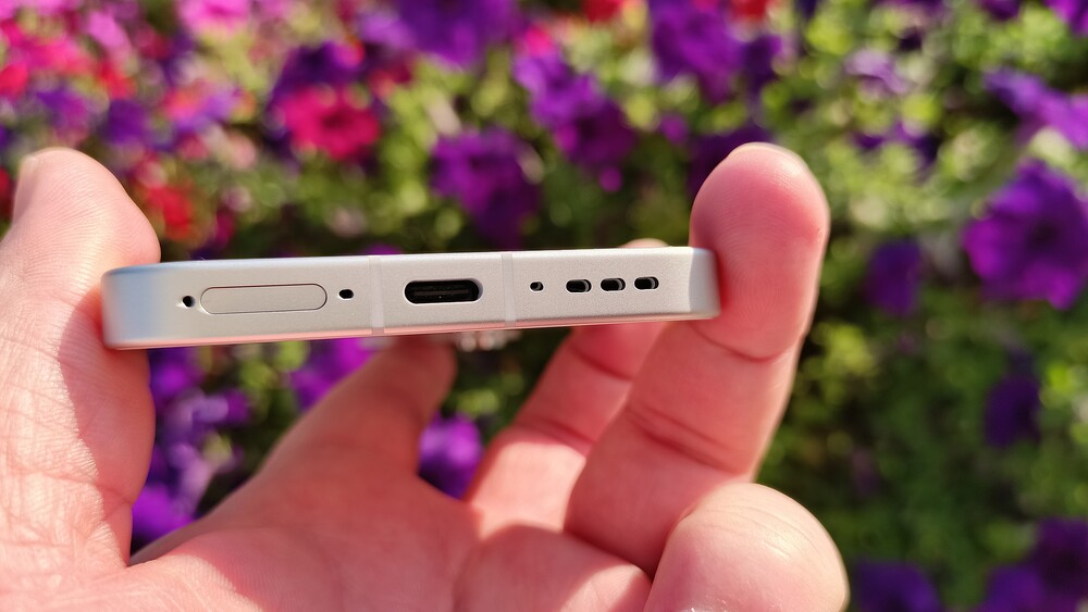 OPPO Reno16