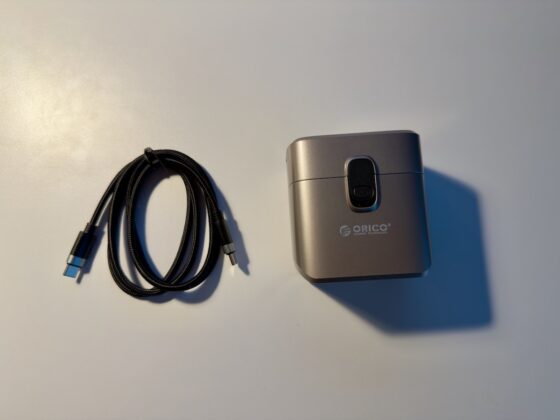 ORICO EnerVault EV8P та акумулятори Ener-G