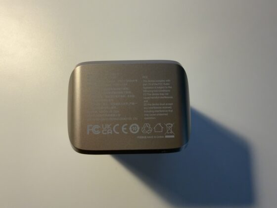 ORICO EnerVault EV8P та акумулятори Ener-G