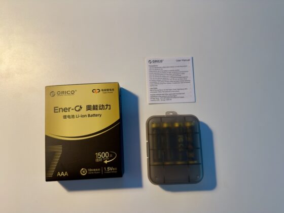 ORICO EnerVault EV8P та акумулятори Ener-G