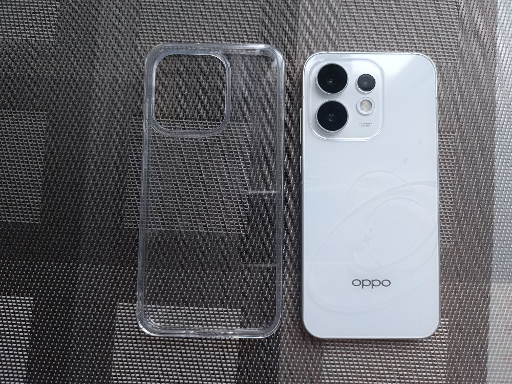 OPPO Reno16