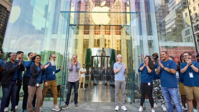 Apple Apple