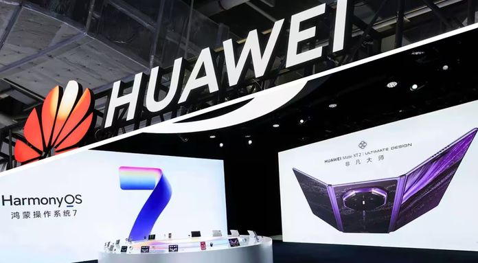 Huawei Mate XT 2